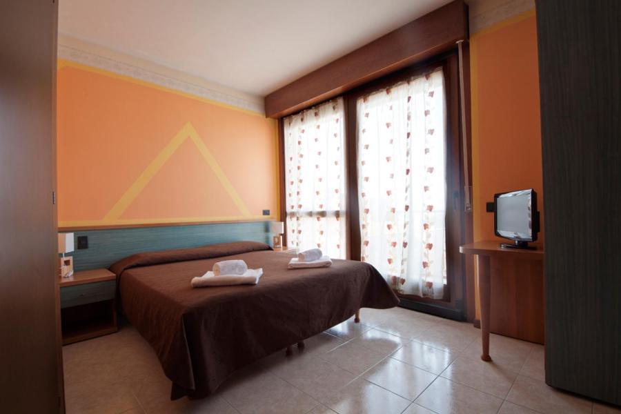 Hotel St. Antony Bardolino Room photo